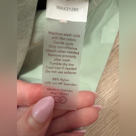 CALIA Carrie Underwood Essentials Fitness Tank - Fresh Sage Size Small - Picture 5 of 5